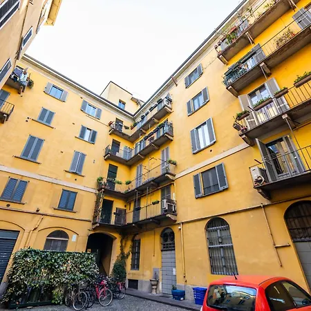 Apartament Navigli Mediolan